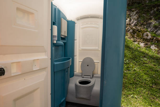 Best Portable restroom trailer rental  in Fairmont, NC